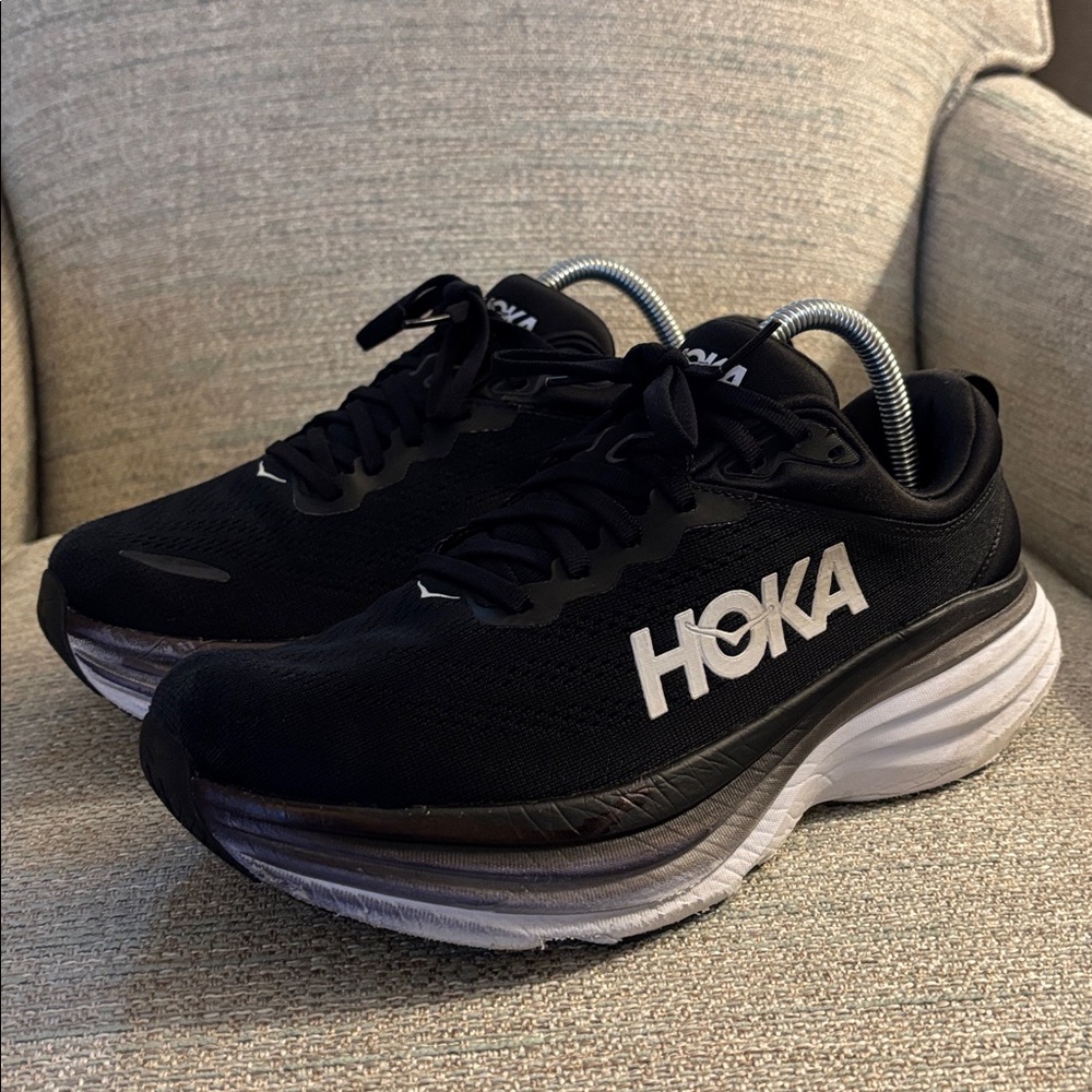 Hoka One One Bondi 8 Black White Running Walking Gym Shoes Women’s size 9.5 - Picture 2 of 10